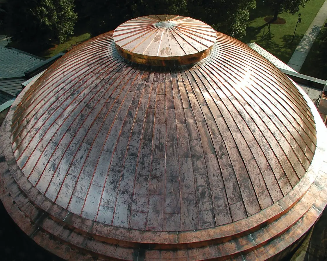 Craftsman Roofing crew installing a new roof in Milwaukie Heights